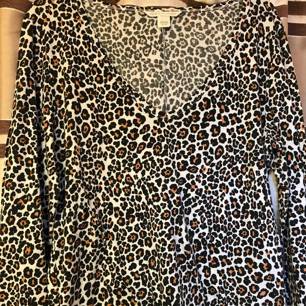 Victoria’s Secret Long Sleeve Shirt